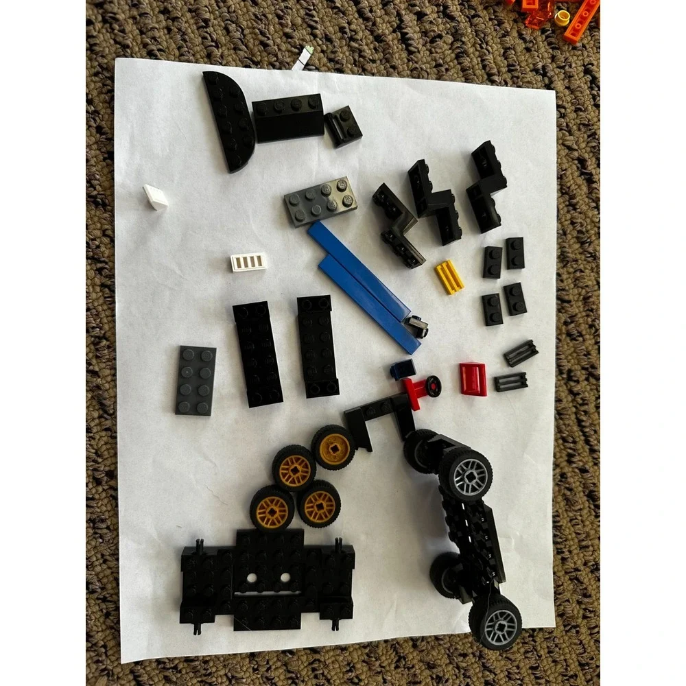 LEGO‎ CITY: Racing Cars (60256) Retired Incomplete Set